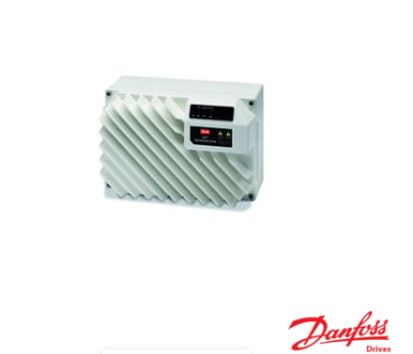 134G7275 DANFOSS DRIVES VLT® Decentral Drive FCD 302 3.0 kW / 4.0 HP, 380-480VAC VLT® Decentral Drive FCD 302 3.0 kW / 4.0 HP, 380-480VAC (Three phased), Std. White IP66/NEMA4X, RFI Class A1/C2, No brake, Compl. large stand alone, No brackets, Metric thre